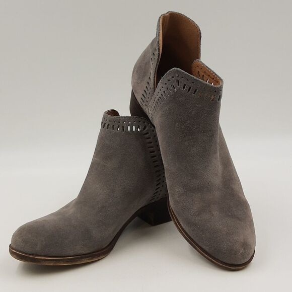 𝅺lucky BRAND Gray Cut-Out Laser Cut Ankle Booties Size 7.5/38 - Picture 11 of 11